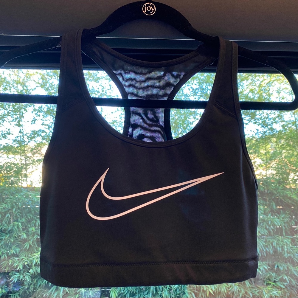 NIKE sports bra | dri-fit, medium support